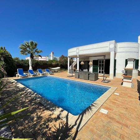 Spacious 3 Bedroom Villa With Pool Praia Da Luz Exterior photo